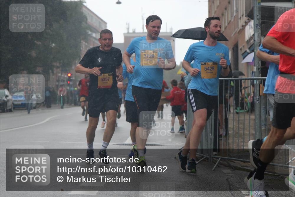 13.09.2026 - Kiel Lauf Markus Tischler http://msf.ph/oto/10310462 13.09.2026 10:35:52 Fleethörn 5357, 7129, 38, 5429 meine-sportfotos.de