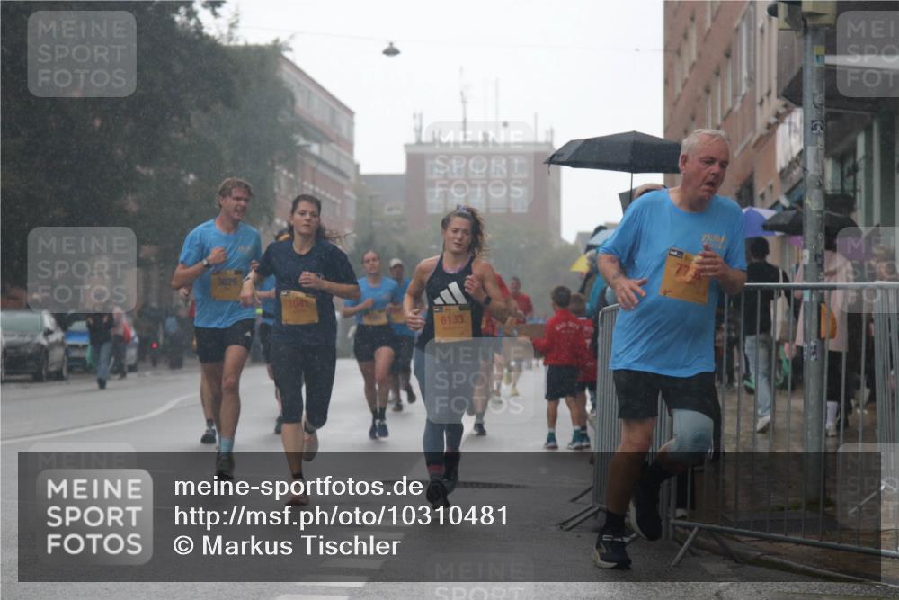 13.09.2026 - Kiel Lauf Markus Tischler http://msf.ph/oto/10310481 13.09.2026 10:35:56 Fleethörn 3028, 104, 6133 meine-sportfotos.de