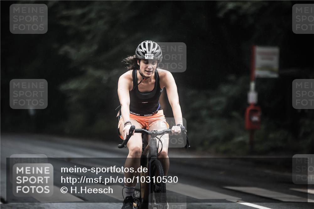 13.09.2026 - Stadtparktriathlon H.Heesch http://msf.ph/oto/10310530 13.09.2026 12:50:52 Radfahren 1096, 1107, 1143 meine-sportfotos.de
