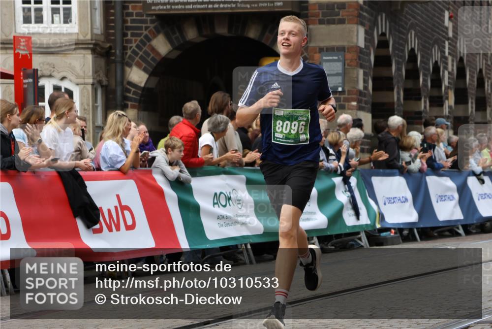 13.09.2026 - 21. swb-Marathon Bremen Strokosch-Dieckow http://msf.ph/oto/10310533 13.09.2026 13:03:48 Ziel 1372, 1950, 3092, 5024, 5719, 7715, 895, 2094, 2889, 3500, 4236, 9061, 9129, 9642 meine-sportfotos.de