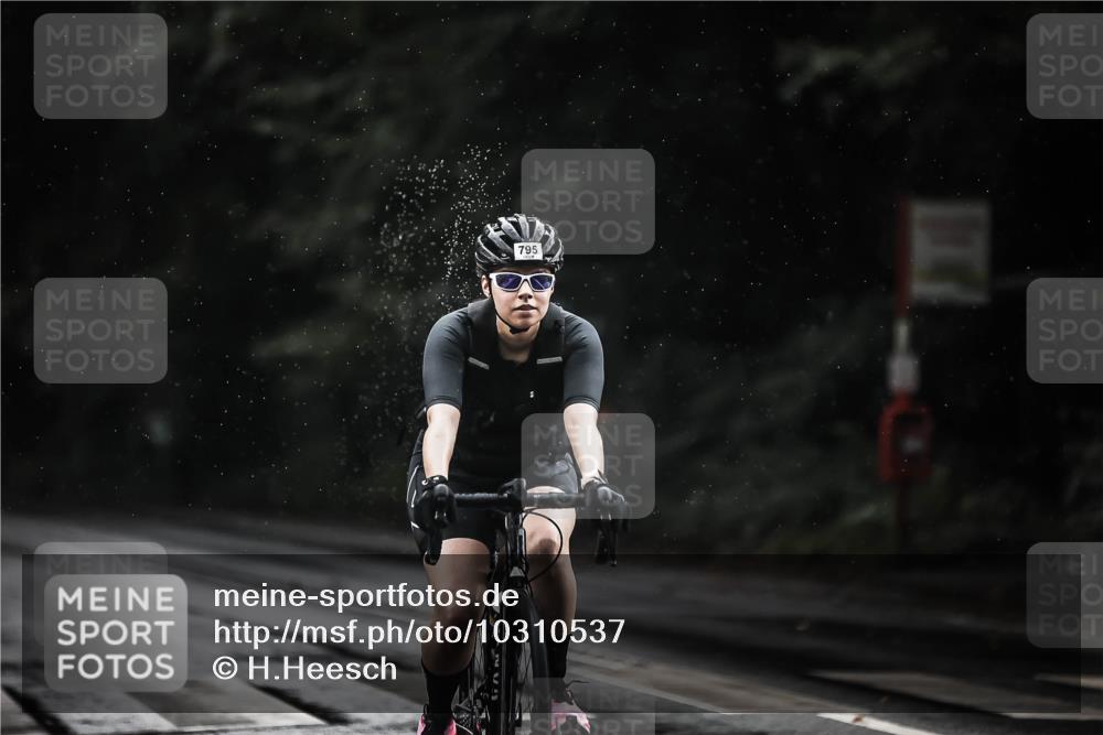 13.09.2026 - Stadtparktriathlon H.Heesch http://msf.ph/oto/10310537 13.09.2026 11:43:49 Radfahren 795, 938 meine-sportfotos.de