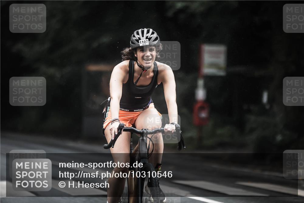 13.09.2026 - Stadtparktriathlon H.Heesch http://msf.ph/oto/10310546 13.09.2026 12:50:52 Radfahren 1096, 1107, 1143 meine-sportfotos.de