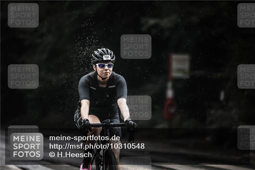 13.09.2026 - Stadtparktriathlon H.Heesch http://msf.ph/oto/10310548 13.09.2026 11:43:49 Radfahren 795, 938 meine-sportfotos.de
