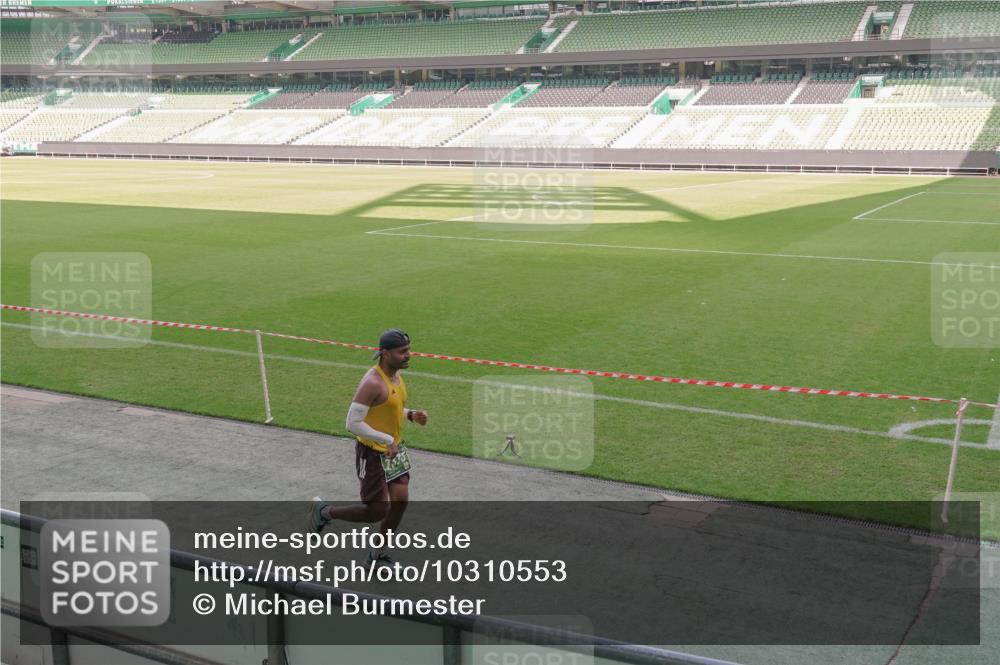 13.09.2026 - 21. swb-Marathon Bremen Michael Burmester http://msf.ph/oto/10310553 13.09.2026 12:45:17 Laufen im Stadion 195, 280, 339, 474, 493, 508, 623, 678, 681, 715, 788, 969, 1017, 1241, 1264, 1277, 1301, 1335, 1372, 1498, 1696, 1770, 1863, 1937, 1975, 2020, 2084, 2098, 2297, 2889, 3092, 3271, 3609, 4110, 4118, 4157, 4328, 4739, 5092, 5369, 5719, 5996, 6918, 6973, 7015, 7206, 7265, 7336, 7478, 7715, 8028, 8054, 8096, 8319, 8325, 8331, 8756, 8936, 9070, 9129, 9137, 9273, 9306, 9583, 9642, 13063, 13168, 13237, 371, 439, 603, 650, 744, 957, 1336, 1411, 1667, 1822 meine-sportfotos.de