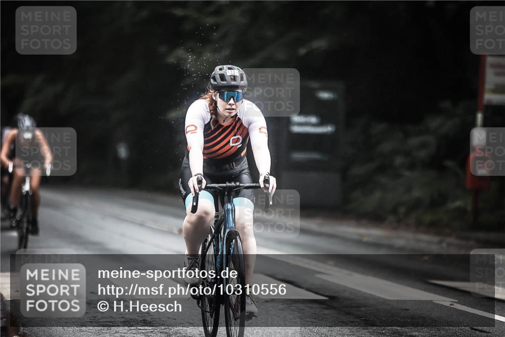 13.09.2026 - Stadtparktriathlon H.Heesch http://msf.ph/oto/10310556 13.09.2026 12:50:56 Radfahren 1096, 1107, 1143, 1168, 1219 meine-sportfotos.de