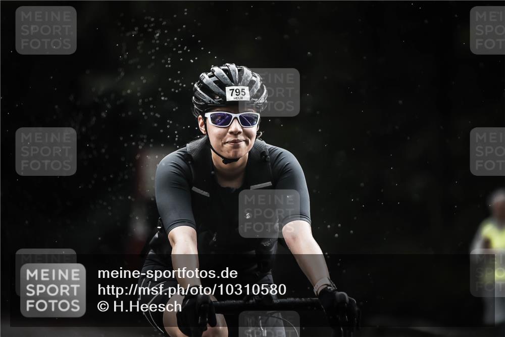 13.09.2026 - Stadtparktriathlon H.Heesch http://msf.ph/oto/10310580 13.09.2026 11:43:49 Radfahren 795, 938 meine-sportfotos.de
