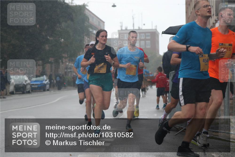 13.09.2026 - Kiel Lauf Markus Tischler http://msf.ph/oto/10310582 13.09.2026 10:36:04 Fleethörn 2358, 39, 454, 2015 meine-sportfotos.de