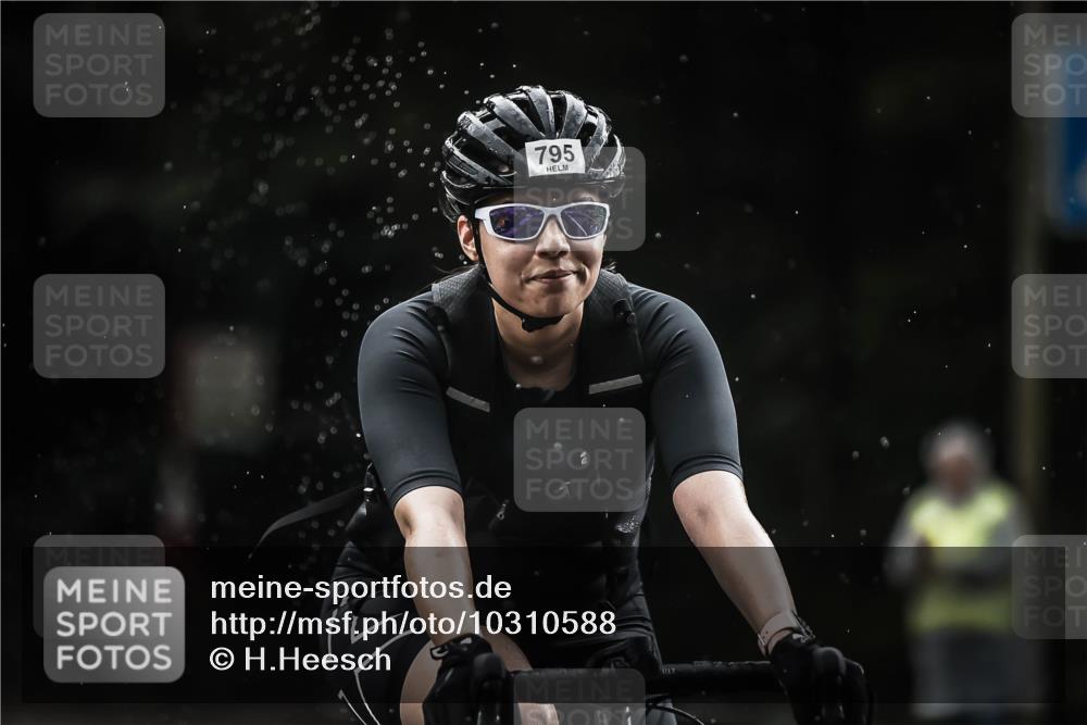 13.09.2026 - Stadtparktriathlon H.Heesch http://msf.ph/oto/10310588 13.09.2026 11:43:50 Radfahren 795, 938 meine-sportfotos.de