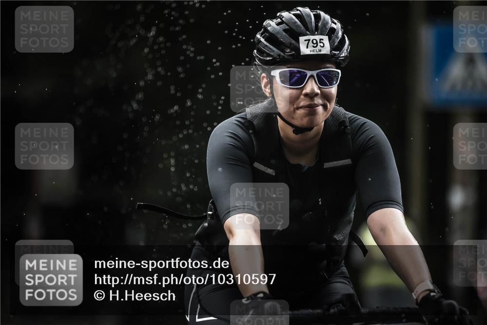 13.09.2026 - Stadtparktriathlon H.Heesch http://msf.ph/oto/10310597 13.09.2026 11:43:50 Radfahren 795, 938 meine-sportfotos.de