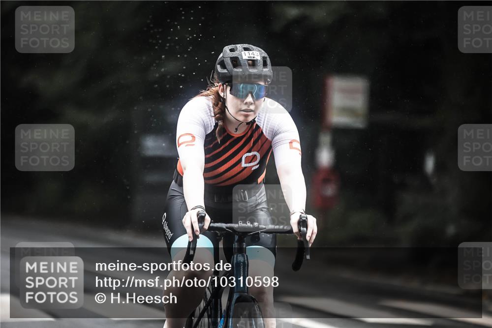 13.09.2026 - Stadtparktriathlon H.Heesch http://msf.ph/oto/10310598 13.09.2026 12:50:57 Radfahren 1096, 1107, 1139, 1143, 1168, 1219 meine-sportfotos.de