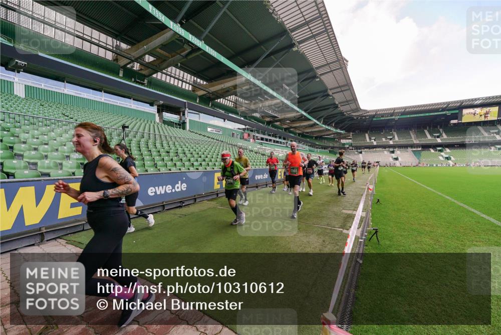 13.09.2026 - 21. swb-Marathon Bremen Michael Burmester http://msf.ph/oto/10310612 13.09.2026 13:08:08 Laufen im Stadion 132, 156, 489, 551, 607, 682, 716, 800, 808, 809, 831, 834, 846, 884, 911, 922, 1025, 1124, 1173, 1189, 1210, 1285, 1289, 1322, 1364, 1369, 1387, 1395, 1398, 1532, 1559, 1600, 1688, 1831, 1841, 1854, 1871, 1899, 1926, 1938, 2003, 2041, 2070, 2090, 2215, 2219, 2229, 2283, 2318, 2366, 2380, 2405, 2413, 2440, 2467, 2492, 2565, 2611, 2635, 2699, 2707, 2721, 2727, 2731, 2755, 2782, 2802, 2818, 2823, 2831, 2841, 2866, 2897, 2911, 2930, 2949, 2960 meine-sportfotos.de