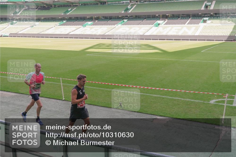13.09.2026 - 21. swb-Marathon Bremen Michael Burmester http://msf.ph/oto/10310630 13.09.2026 12:45:27 Laufen im Stadion 195, 280, 339, 474, 493, 508, 567, 623, 678, 681, 697, 715, 788, 1017, 1034, 1181, 1241, 1264, 1277, 1301, 1335, 1498, 1696, 1770, 1863, 1937, 1975, 2020, 2084, 2098, 2297, 2889, 3092, 3271, 3609, 4110, 4118, 4157, 4328, 5092, 5719, 5996, 6918, 6973, 7015, 7206, 7265, 7336, 7478, 7715, 8028, 8054, 8096, 8319, 8325, 8331, 8670, 8701, 8756, 8936, 9070, 9129, 9137, 9273, 9306, 9495, 9583, 9642, 13063, 13168, 13237, 371, 439, 650, 744, 957, 1336, 1411, 1667, 1822 meine-sportfotos.de