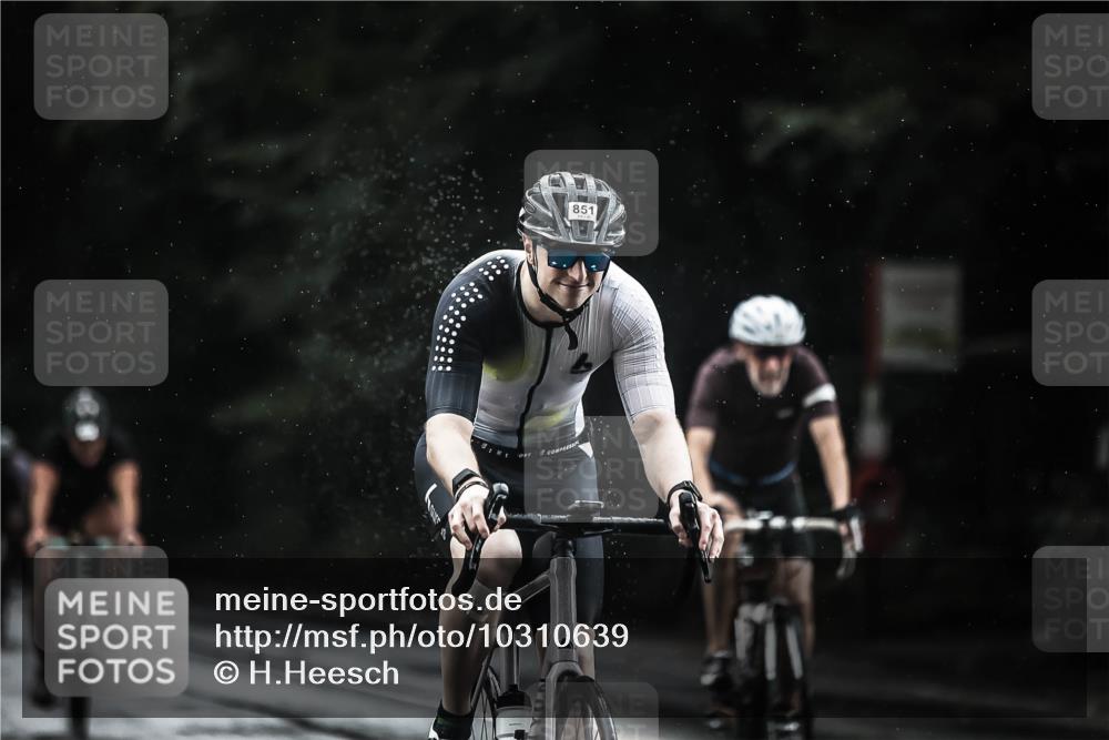 13.09.2026 - Stadtparktriathlon H.Heesch http://msf.ph/oto/10310639 13.09.2026 11:44:00 Radfahren 713, 808, 823, 851, 886, 894, 904, 928, 963 meine-sportfotos.de