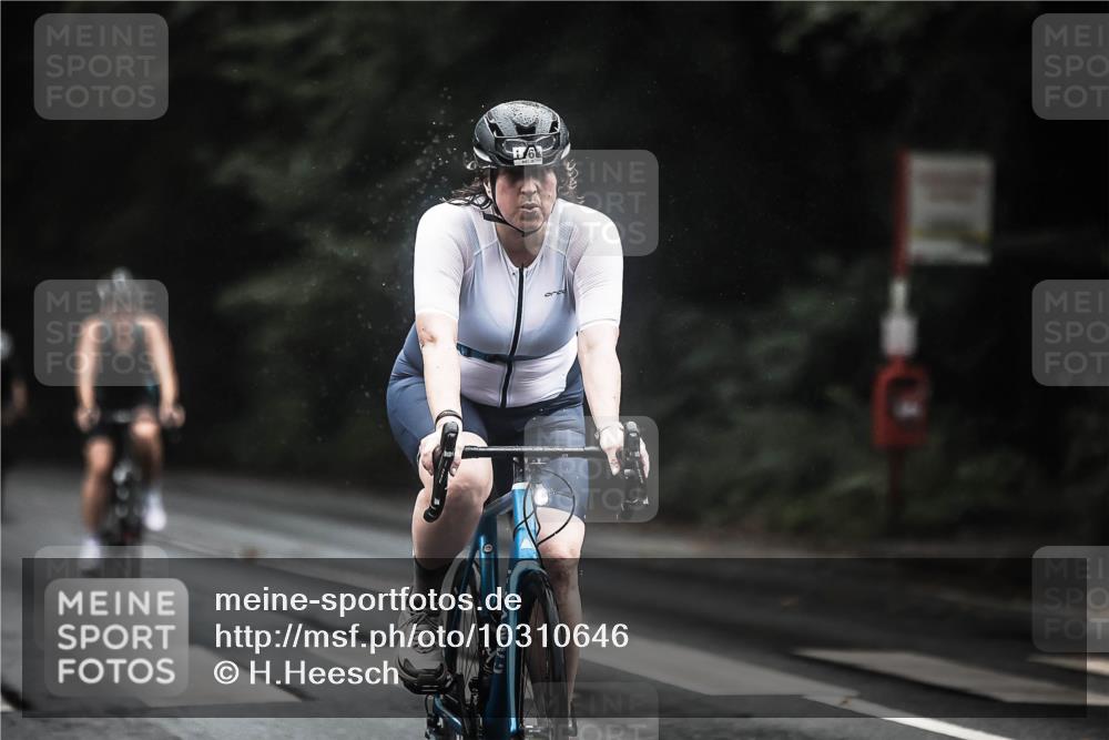 13.09.2026 - Stadtparktriathlon H.Heesch http://msf.ph/oto/10310646 13.09.2026 12:51:00 Radfahren 1096, 1097, 1113, 1139, 1141, 1143, 1168, 1219 meine-sportfotos.de