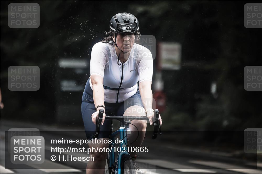 13.09.2026 - Stadtparktriathlon H.Heesch http://msf.ph/oto/10310665 13.09.2026 12:51:00 Radfahren 1096, 1097, 1113, 1139, 1141, 1143, 1168, 1219 meine-sportfotos.de