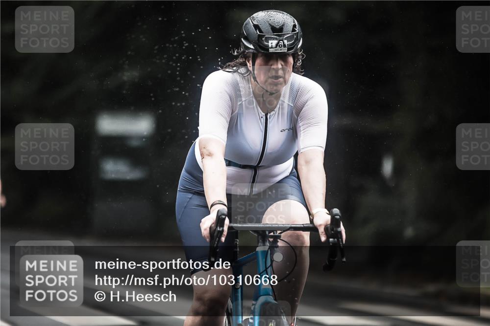 13.09.2026 - Stadtparktriathlon H.Heesch http://msf.ph/oto/10310668 13.09.2026 12:51:00 Radfahren 1096, 1097, 1113, 1139, 1141, 1143, 1168, 1219 meine-sportfotos.de