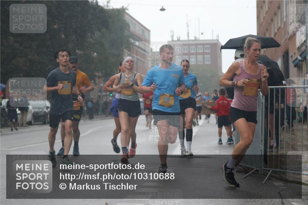 13.09.2026 - Kiel Lauf Markus Tischler http://msf.ph/oto/10310688 13.09.2026 10:36:11 Fleethörn 6964, 832, 9250 meine-sportfotos.de