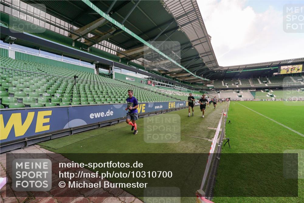13.09.2026 - 21. swb-Marathon Bremen Michael Burmester http://msf.ph/oto/10310700 13.09.2026 13:08:15 Laufen im Stadion 132, 156, 489, 551, 607, 682, 716, 800, 808, 809, 834, 846, 884, 911, 922, 1025, 1124, 1150, 1173, 1189, 1210, 1285, 1289, 1322, 1364, 1369, 1387, 1395, 1398, 1532, 1559, 1600, 1688, 1831, 1841, 1854, 1871, 1880, 1899, 1926, 1938, 2003, 2041, 2070, 2090, 2215, 2219, 2229, 2283, 2318, 2366, 2380, 2405, 2413, 2440, 2467, 2492, 2565, 2611, 2635, 2692, 2699, 2721, 2727, 2731, 2755, 2782, 2802, 2818, 2823, 2831, 2841, 2866, 2897, 2911, 2930, 2949, 2960 meine-sportfotos.de