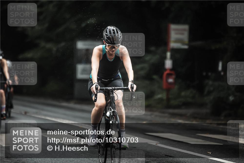 13.09.2026 - Stadtparktriathlon H.Heesch http://msf.ph/oto/10310703 13.09.2026 12:51:02 Radfahren 1096, 1097, 1113, 1139, 1141, 1143, 1167, 1168, 1216, 1219 meine-sportfotos.de