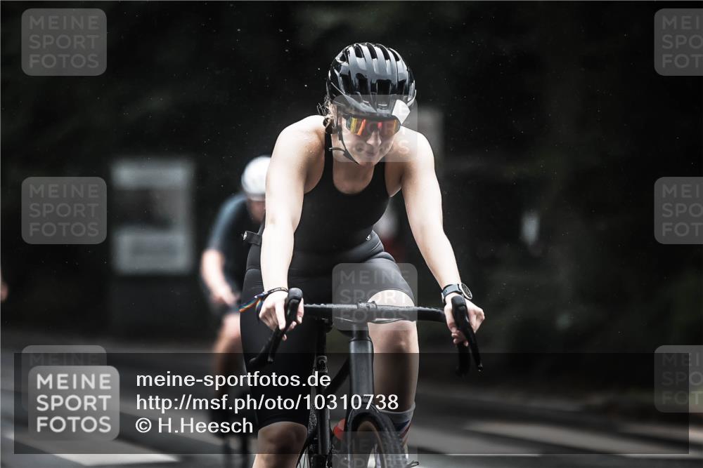 13.09.2026 - Stadtparktriathlon H.Heesch http://msf.ph/oto/10310738 13.09.2026 12:51:04 Radfahren 1096, 1097, 1113, 1139, 1141, 1167, 1168, 1216, 1219 meine-sportfotos.de