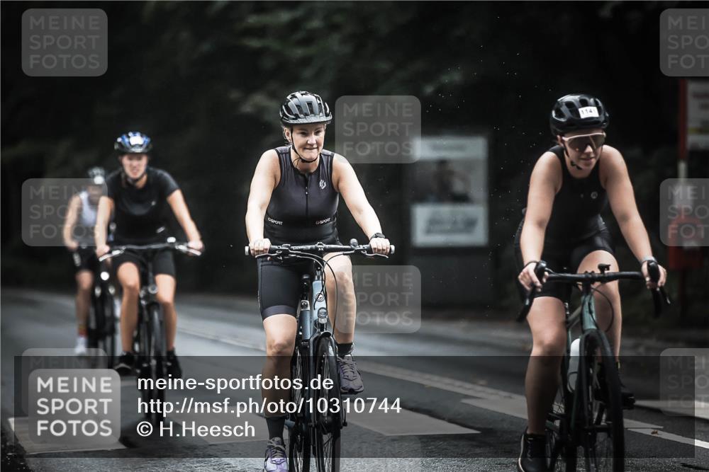 13.09.2026 - Stadtparktriathlon H.Heesch http://msf.ph/oto/10310744 13.09.2026 12:51:05 Radfahren 1097, 1113, 1139, 1141, 1167, 1168, 1216, 1219, 1295 meine-sportfotos.de