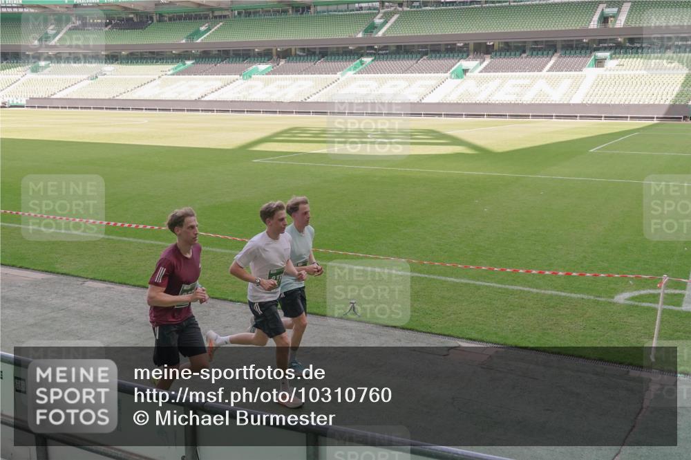 13.09.2026 - 21. swb-Marathon Bremen Michael Burmester http://msf.ph/oto/10310760 13.09.2026 12:45:35 Laufen im Stadion 195, 280, 339, 474, 493, 508, 567, 678, 681, 697, 715, 788, 1017, 1034, 1181, 1241, 1264, 1277, 1301, 1335, 1696, 1863, 1937, 1975, 2020, 2084, 2297, 2889, 3092, 3271, 3609, 4110, 4118, 4157, 4328, 5092, 5238, 5719, 5996, 6918, 6973, 7015, 7206, 7265, 7336, 7478, 7715, 8028, 8054, 8096, 8319, 8325, 8331, 8670, 8701, 8756, 8936, 9070, 9129, 9137, 9273, 9306, 9495, 9583, 9642, 13063, 13168, 13237, 439, 957, 1411, 1667, 1822 meine-sportfotos.de