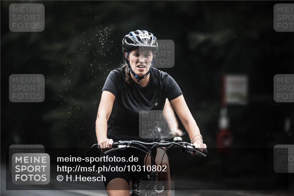 13.09.2026 - Stadtparktriathlon H.Heesch http://msf.ph/oto/10310802 13.09.2026 12:51:07 Radfahren 1097, 1113, 1139, 1141, 1167, 1216, 1219, 1295 meine-sportfotos.de