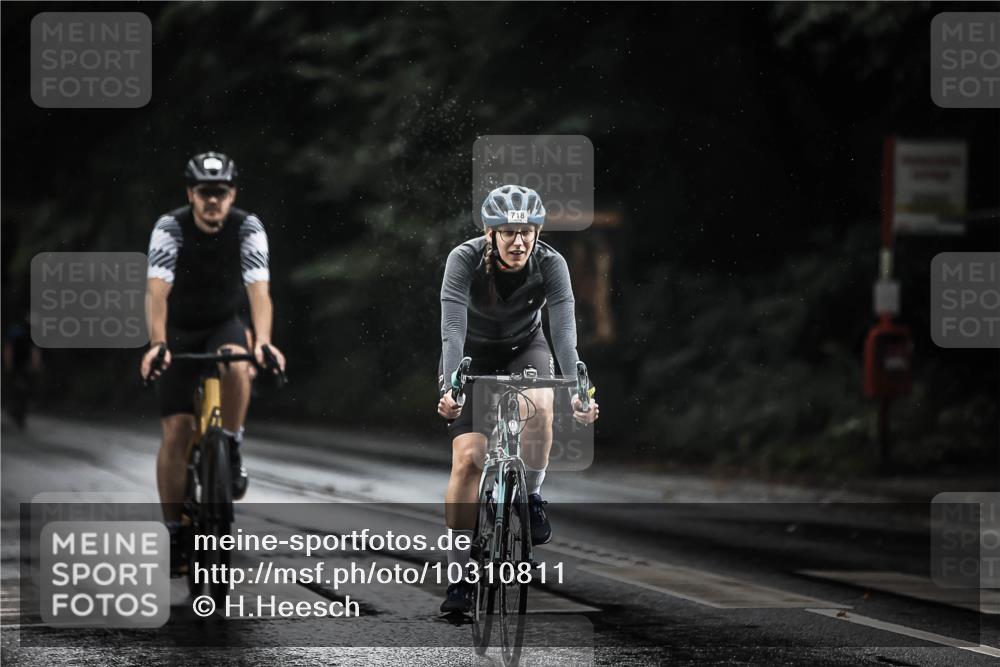 13.09.2026 - Stadtparktriathlon H.Heesch http://msf.ph/oto/10310811 13.09.2026 11:44:11 Radfahren 716, 718, 762, 823, 832, 833, 836, 841, 849, 861, 864, 886, 906 meine-sportfotos.de