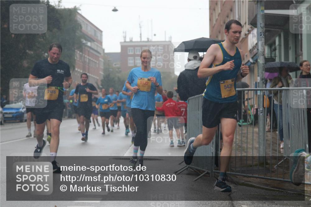 13.09.2026 - Kiel Lauf Markus Tischler http://msf.ph/oto/10310830 13.09.2026 10:36:25 Fleethörn 7416, 5122, 7, 39, 5425 meine-sportfotos.de