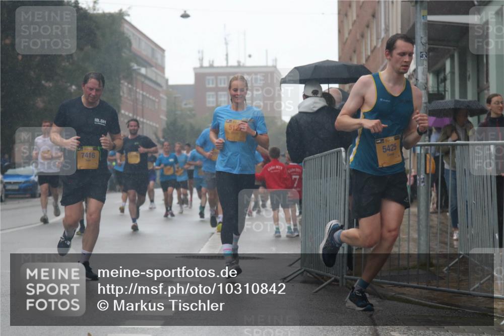 13.09.2026 - Kiel Lauf Markus Tischler http://msf.ph/oto/10310842 13.09.2026 10:36:25 Fleethörn 7416, 512, 39, 5425 meine-sportfotos.de