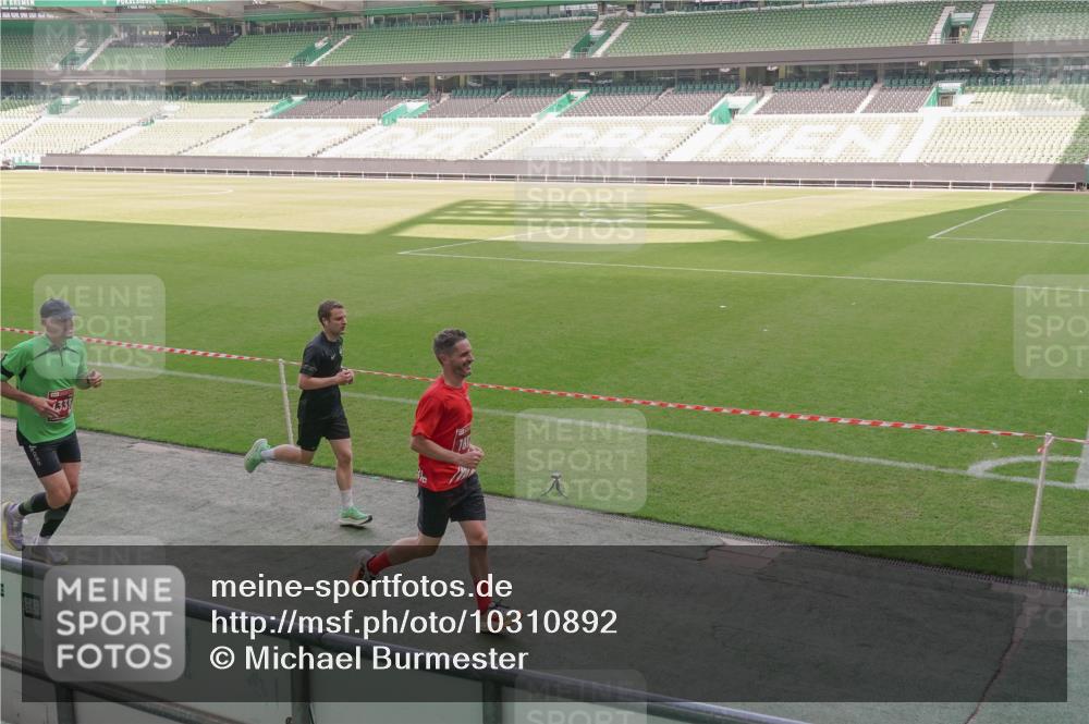 13.09.2026 - 21. swb-Marathon Bremen Michael Burmester http://msf.ph/oto/10310892 13.09.2026 12:45:49 Laufen im Stadion 195, 280, 339, 474, 493, 508, 538, 567, 604, 697, 715, 788, 1017, 1034, 1181, 1241, 1264, 1277, 1301, 1335, 1696, 1863, 1937, 1975, 2020, 2084, 2087, 2297, 2809, 2889, 3092, 3271, 3609, 4110, 4118, 4157, 4328, 5024, 5092, 5238, 5283, 5674, 5719, 5996, 6918, 7206, 7265, 7336, 7478, 7715, 8054, 8096, 8319, 8325, 8331, 8670, 8701, 8756, 8936, 9070, 9129, 9273, 9306, 9495, 9583, 9642, 13168, 439, 1411, 1667, 1822 meine-sportfotos.de