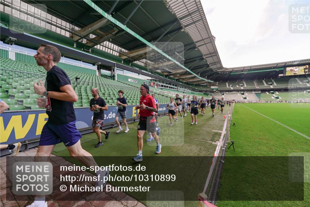 13.09.2026 - 21. swb-Marathon Bremen Michael Burmester http://msf.ph/oto/10310899 13.09.2026 13:08:41 Laufen im Stadion 132, 383, 489, 532, 549, 551, 563, 607, 625, 682, 800, 808, 809, 813, 846, 884, 911, 1025, 1072, 1124, 1150, 1173, 1189, 1210, 1285, 1289, 1322, 1364, 1387, 1395, 1398, 1532, 1559, 1600, 1688, 1831, 1841, 1854, 1880, 1899, 2003, 2041, 2070, 2208, 2215, 2229, 2243, 2283, 2366, 2380, 2405, 2413, 2429, 2441, 2467, 2492, 2565, 2611, 2635, 2692, 2727, 2731, 2755, 2782, 2802, 2823, 2831, 2841, 2866, 2897, 2930, 2931, 2941, 2949, 3327, 3437, 3857 meine-sportfotos.de