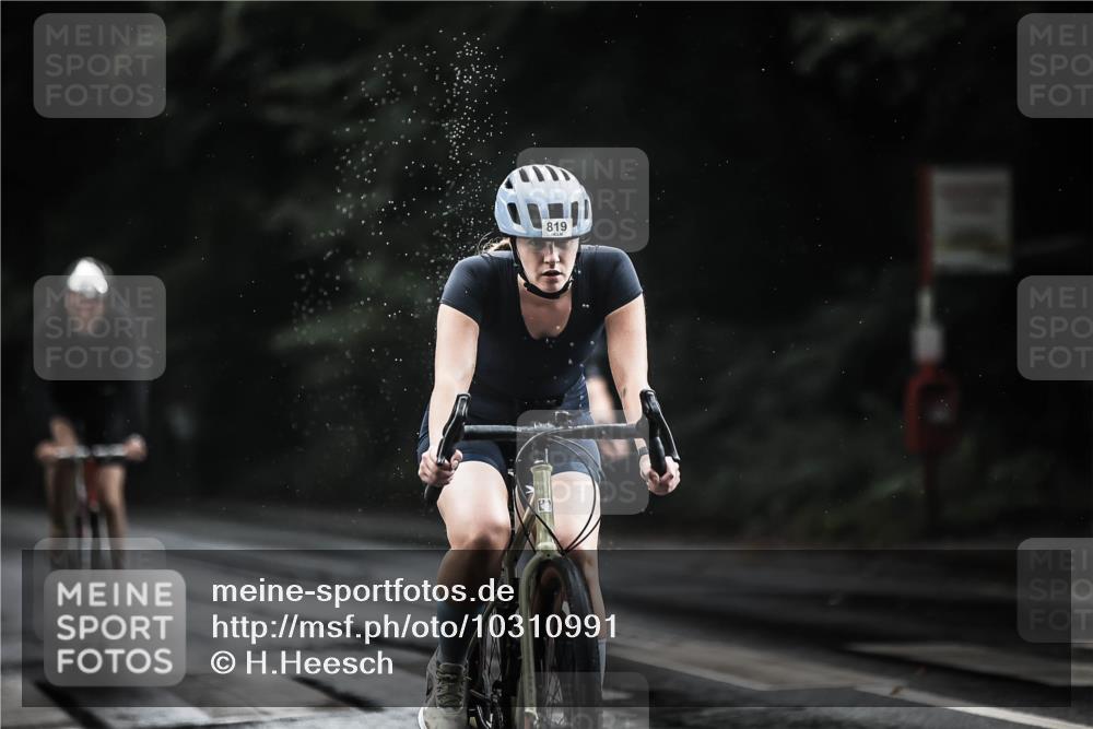 13.09.2026 - Stadtparktriathlon H.Heesch http://msf.ph/oto/10310991 13.09.2026 11:44:20 Radfahren 716, 721, 819, 833, 844, 864, 896, 902, 906, 923 meine-sportfotos.de