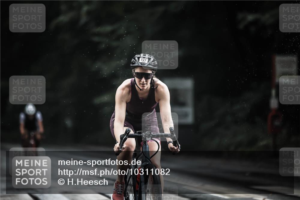 13.09.2026 - Stadtparktriathlon H.Heesch http://msf.ph/oto/10311082 13.09.2026 11:44:26 Radfahren 721, 819, 830, 844, 902, 911, 923 meine-sportfotos.de