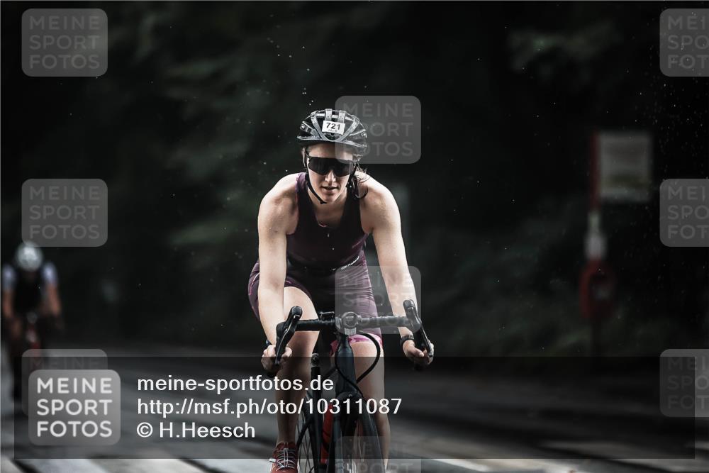 13.09.2026 - Stadtparktriathlon H.Heesch http://msf.ph/oto/10311087 13.09.2026 11:44:26 Radfahren 721, 819, 830, 844, 902, 911, 923 meine-sportfotos.de