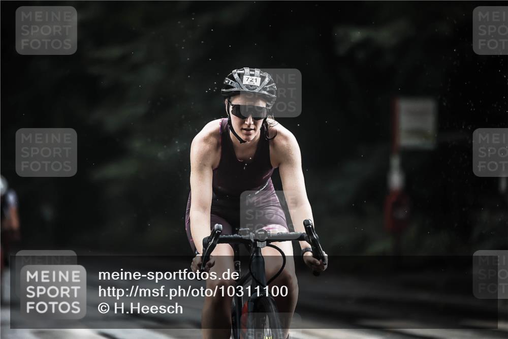 13.09.2026 - Stadtparktriathlon H.Heesch http://msf.ph/oto/10311100 13.09.2026 11:44:27 Radfahren 721, 760, 830, 844, 902, 911, 923 meine-sportfotos.de