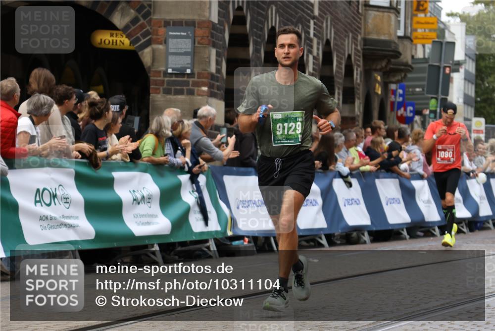 13.09.2026 - 21. swb-Marathon Bremen Strokosch-Dieckow http://msf.ph/oto/10311104 13.09.2026 13:03:59 Ziel 1090, 1587, 1950, 3092, 5024, 5143, 5719, 6973, 8096, 2094, 3424, 4110, 6815, 9129, 9544, 9813 meine-sportfotos.de