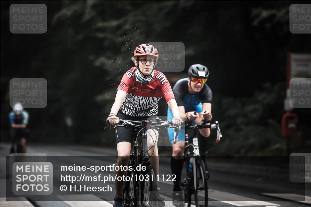 13.09.2026 - Stadtparktriathlon H.Heesch http://msf.ph/oto/10311122 13.09.2026 12:51:45 Radfahren 1090, 1132, 1181, 1256, 1290, 1293 meine-sportfotos.de