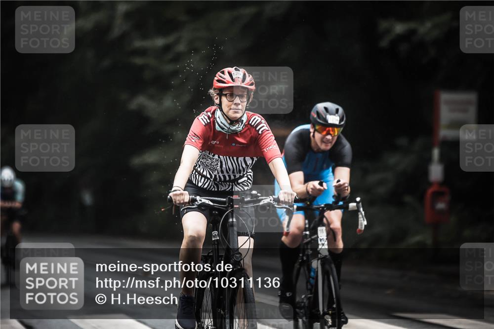 13.09.2026 - Stadtparktriathlon H.Heesch http://msf.ph/oto/10311136 13.09.2026 12:51:45 Radfahren 1090, 1132, 1181, 1256, 1290, 1293 meine-sportfotos.de