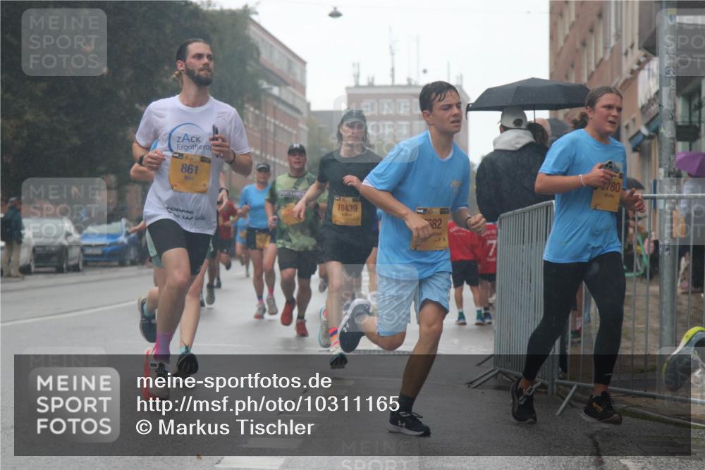 13.09.2026 - Kiel Lauf Markus Tischler http://msf.ph/oto/10311165 13.09.2026 10:36:44 Fleethörn 861, 10439, 82, 7, 780 meine-sportfotos.de