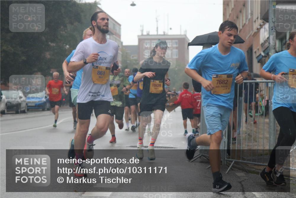 13.09.2026 - Kiel Lauf Markus Tischler http://msf.ph/oto/10311171 13.09.2026 10:36:45 Fleethörn 38, 861, 10439, 201, 38, 7682, 57 meine-sportfotos.de
