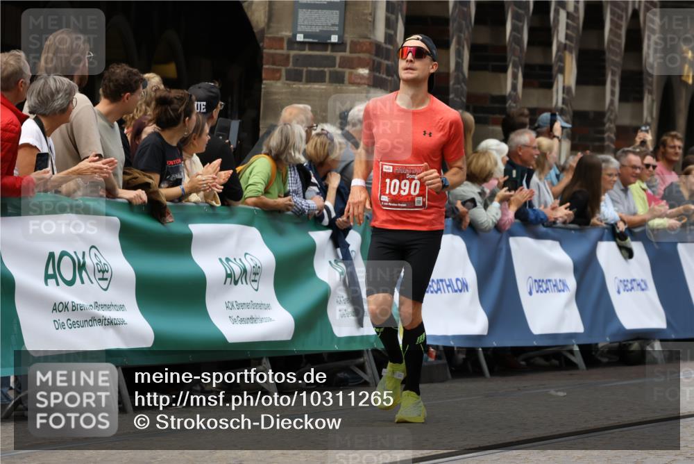 13.09.2026 - 21. swb-Marathon Bremen Strokosch-Dieckow http://msf.ph/oto/10311265 13.09.2026 13:04:02 Ziel 1090, 1587, 3092, 5024, 5143, 5719, 6973, 8096, 3424, 4110, 6815, 9544, 9813 meine-sportfotos.de