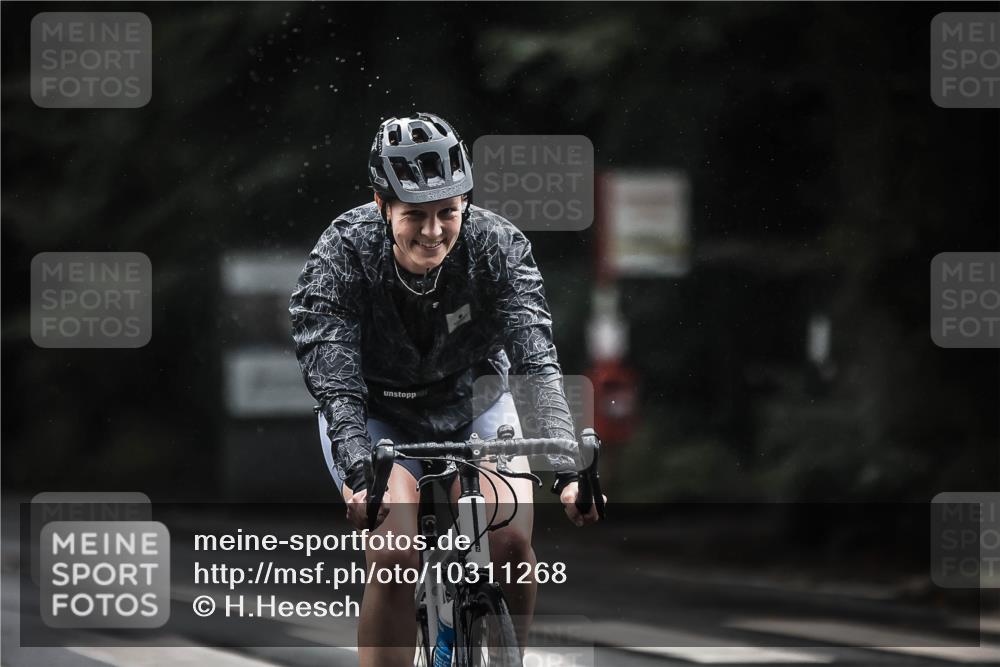 13.09.2026 - Stadtparktriathlon H.Heesch http://msf.ph/oto/10311268 13.09.2026 12:52:00 Radfahren 1079, 1188, 1287 meine-sportfotos.de