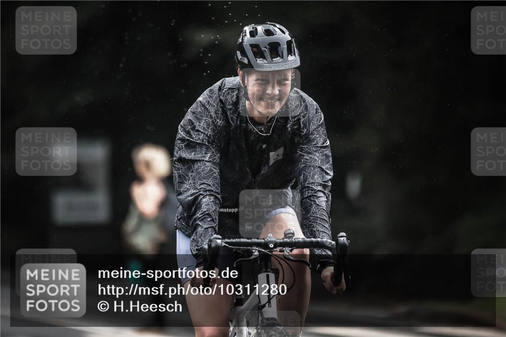 13.09.2026 - Stadtparktriathlon H.Heesch http://msf.ph/oto/10311280 13.09.2026 12:52:00 Radfahren 1079, 1188, 1287 meine-sportfotos.de