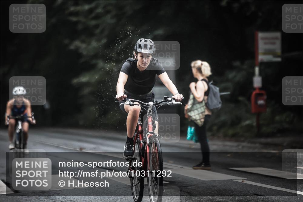 13.09.2026 - Stadtparktriathlon H.Heesch http://msf.ph/oto/10311292 13.09.2026 12:52:03 Radfahren 1079, 1119, 1188, 1252, 1287 meine-sportfotos.de