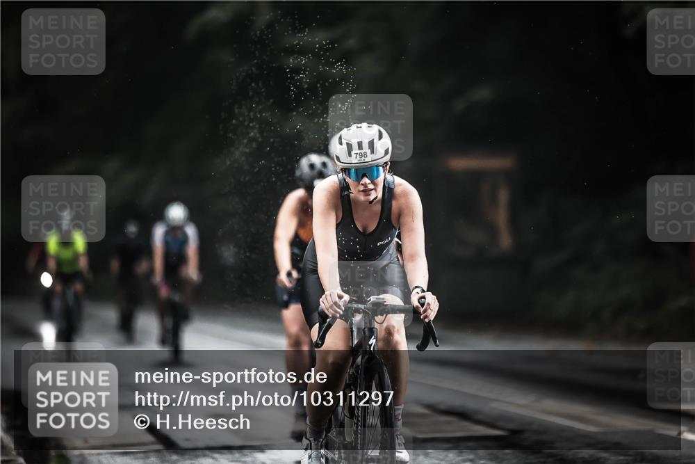 13.09.2026 - Stadtparktriathlon H.Heesch http://msf.ph/oto/10311297 13.09.2026 11:44:37 Radfahren 709, 720, 760, 790, 798, 806, 853, 911 meine-sportfotos.de
