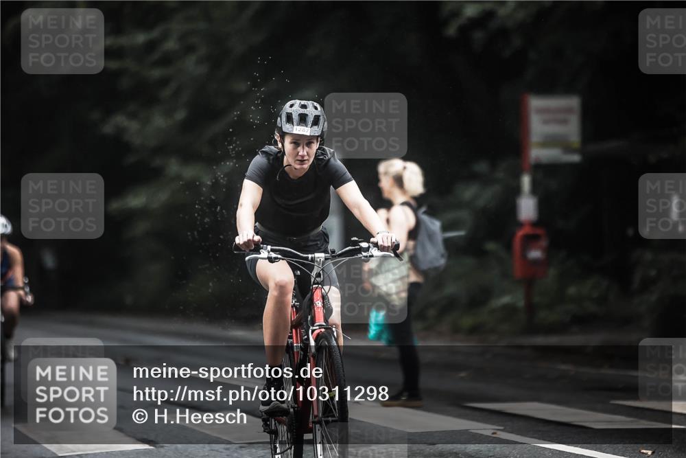 13.09.2026 - Stadtparktriathlon H.Heesch http://msf.ph/oto/10311298 13.09.2026 12:52:03 Radfahren 1079, 1119, 1188, 1252, 1287 meine-sportfotos.de