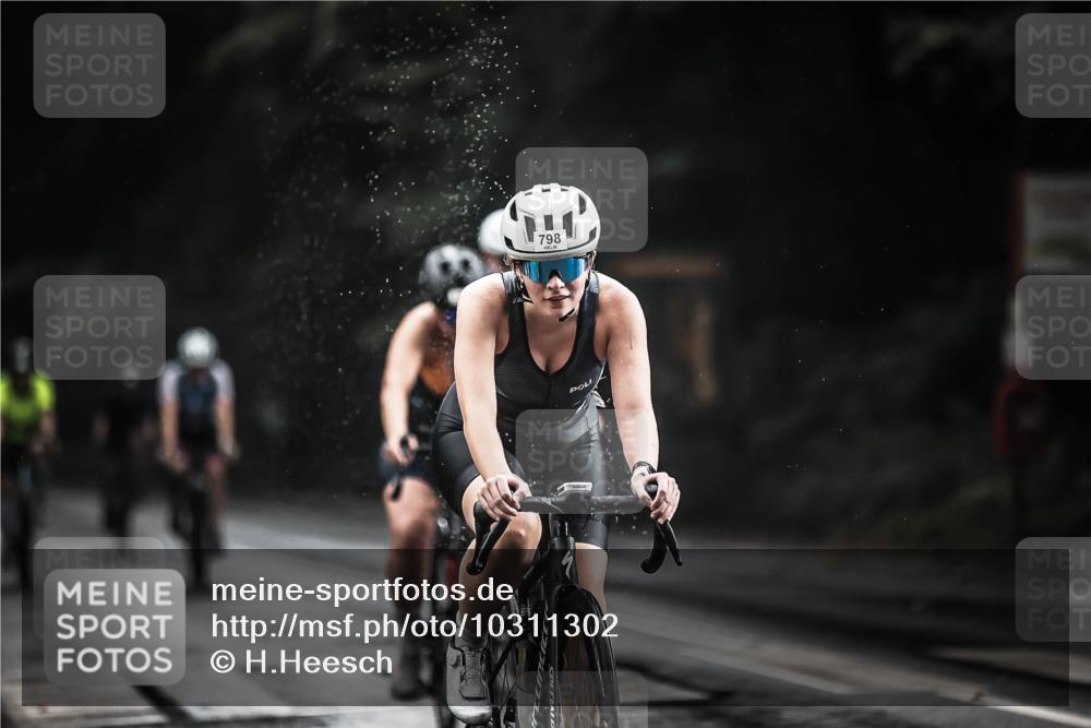 13.09.2026 - Stadtparktriathlon H.Heesch http://msf.ph/oto/10311302 13.09.2026 11:44:38 Radfahren 709, 720, 760, 790, 798, 806, 815, 853, 911 meine-sportfotos.de