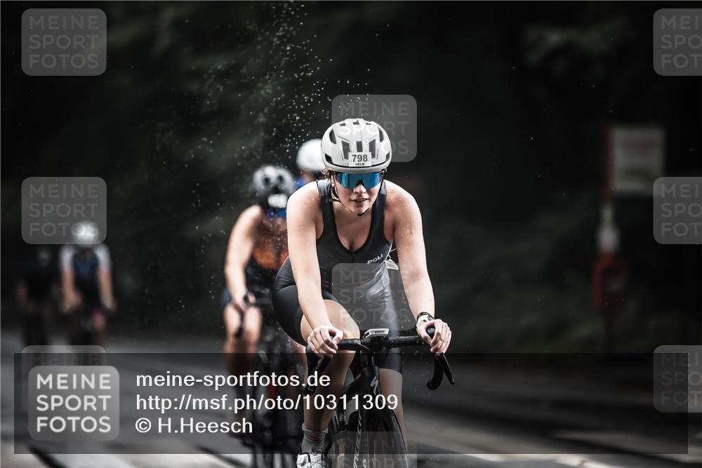 13.09.2026 - Stadtparktriathlon H.Heesch http://msf.ph/oto/10311309 13.09.2026 11:44:38 Radfahren 709, 720, 760, 790, 798, 806, 815, 853, 911 meine-sportfotos.de
