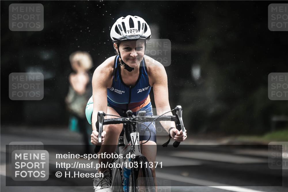 13.09.2026 - Stadtparktriathlon H.Heesch http://msf.ph/oto/10311371 13.09.2026 12:52:05 Radfahren 1079, 1112, 1119, 1188, 1252, 1287 meine-sportfotos.de